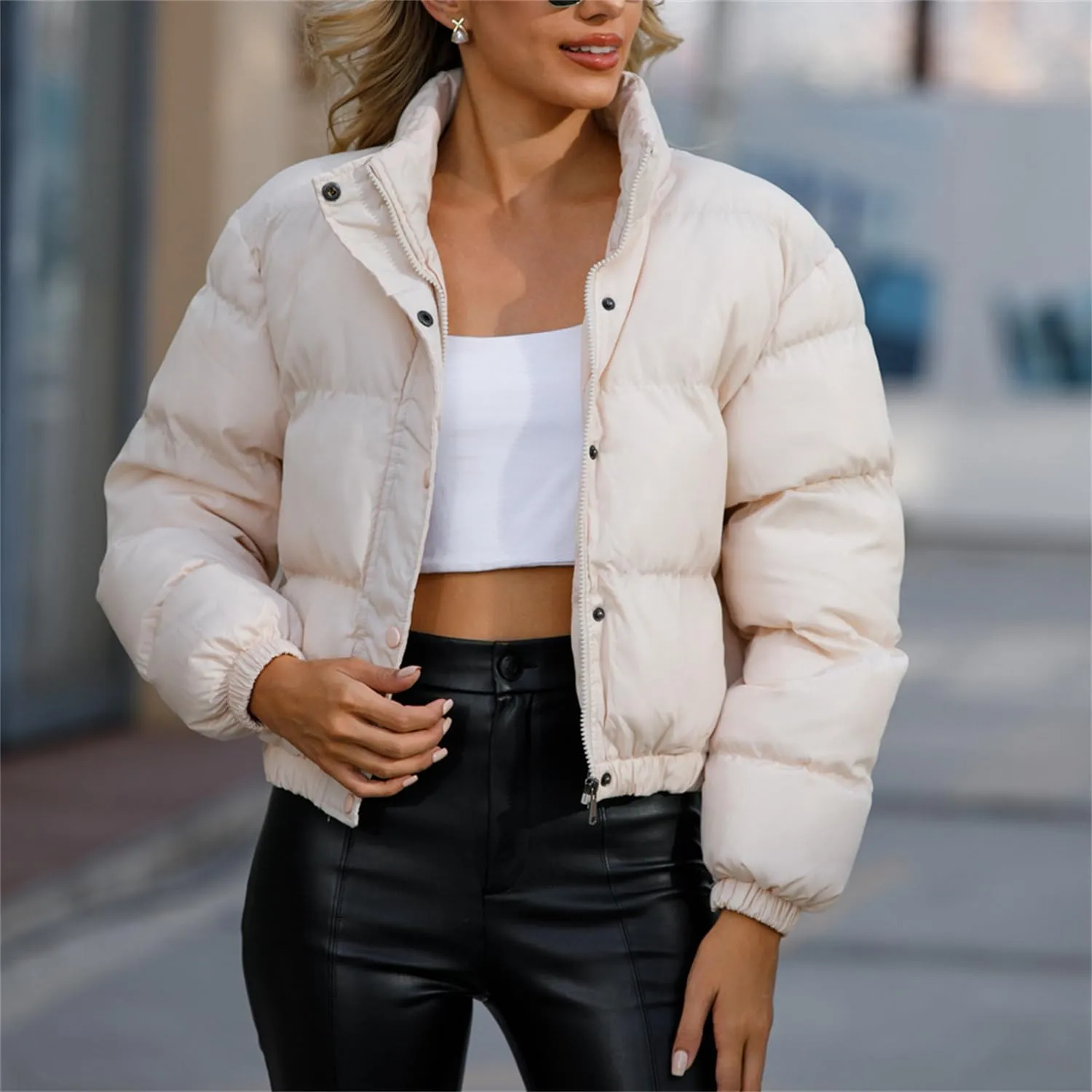 Andongnywell Women's Long Sleeve Zipper Puffer Jacket Winter Quilted Short Down Coat with Pockets Stand-up Collar