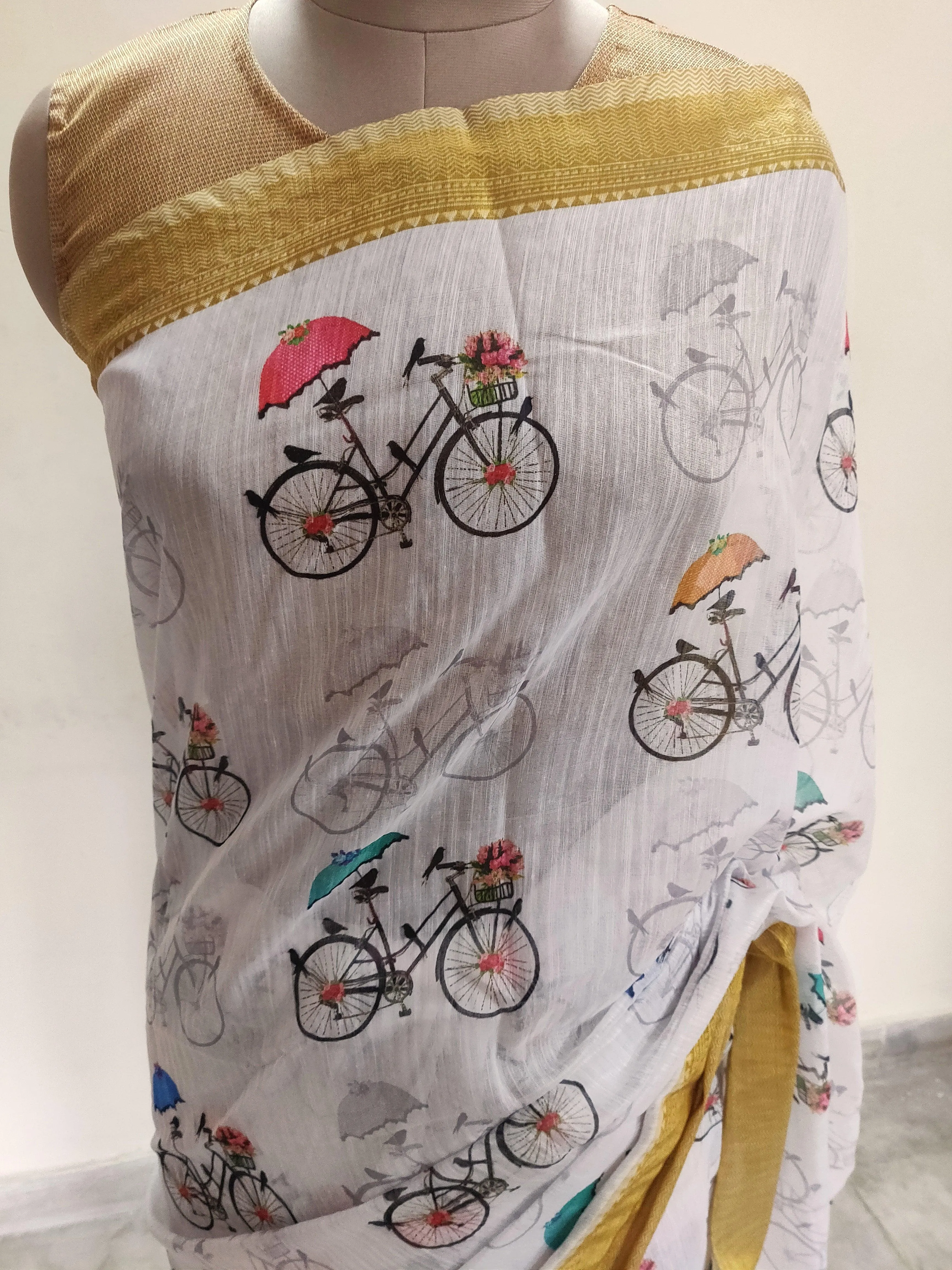 Designer Off white Quirky Printed Linen Silk Saree ND01