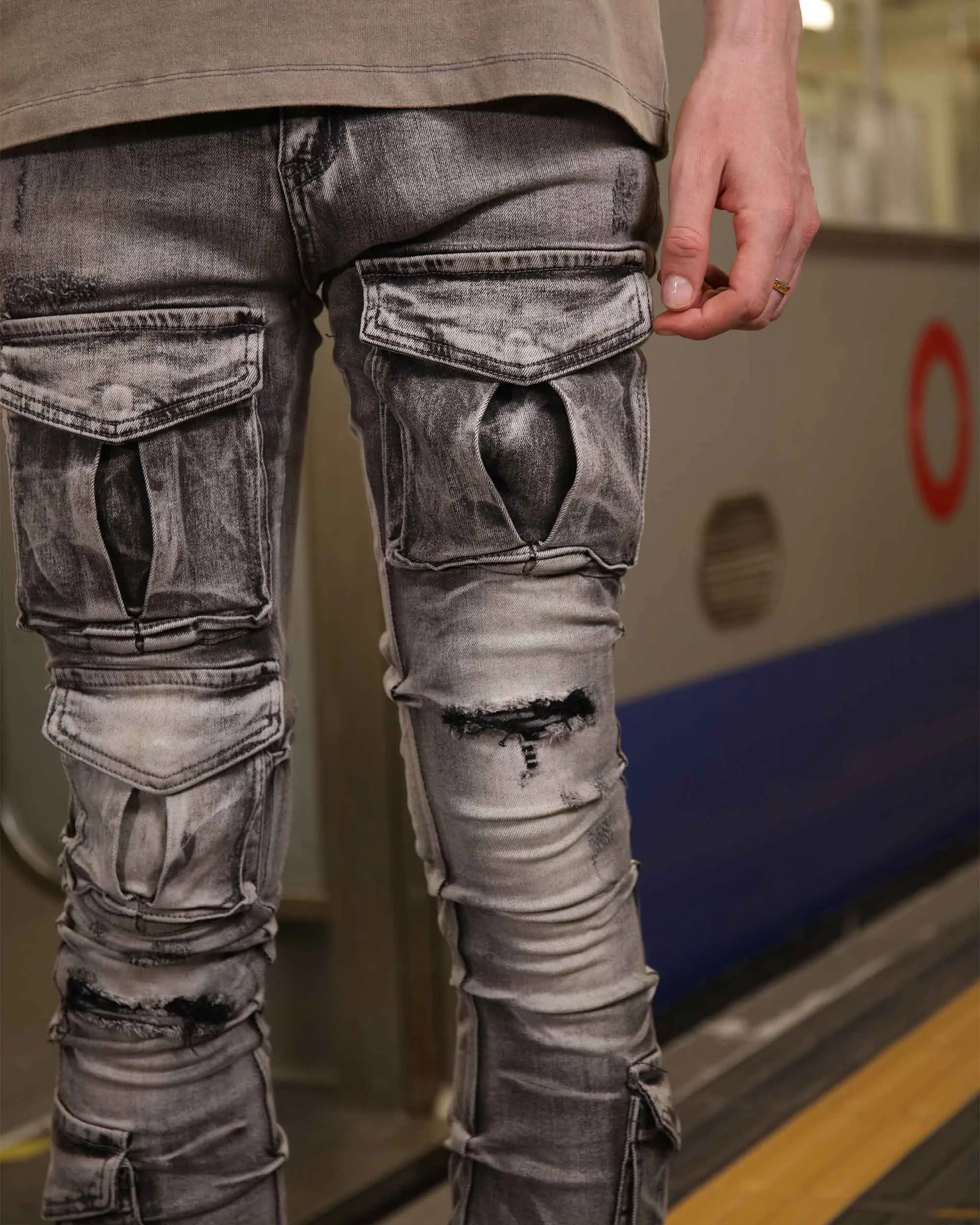 Distressed Gothic Cargo Grey Jeans with Multiple Pockets