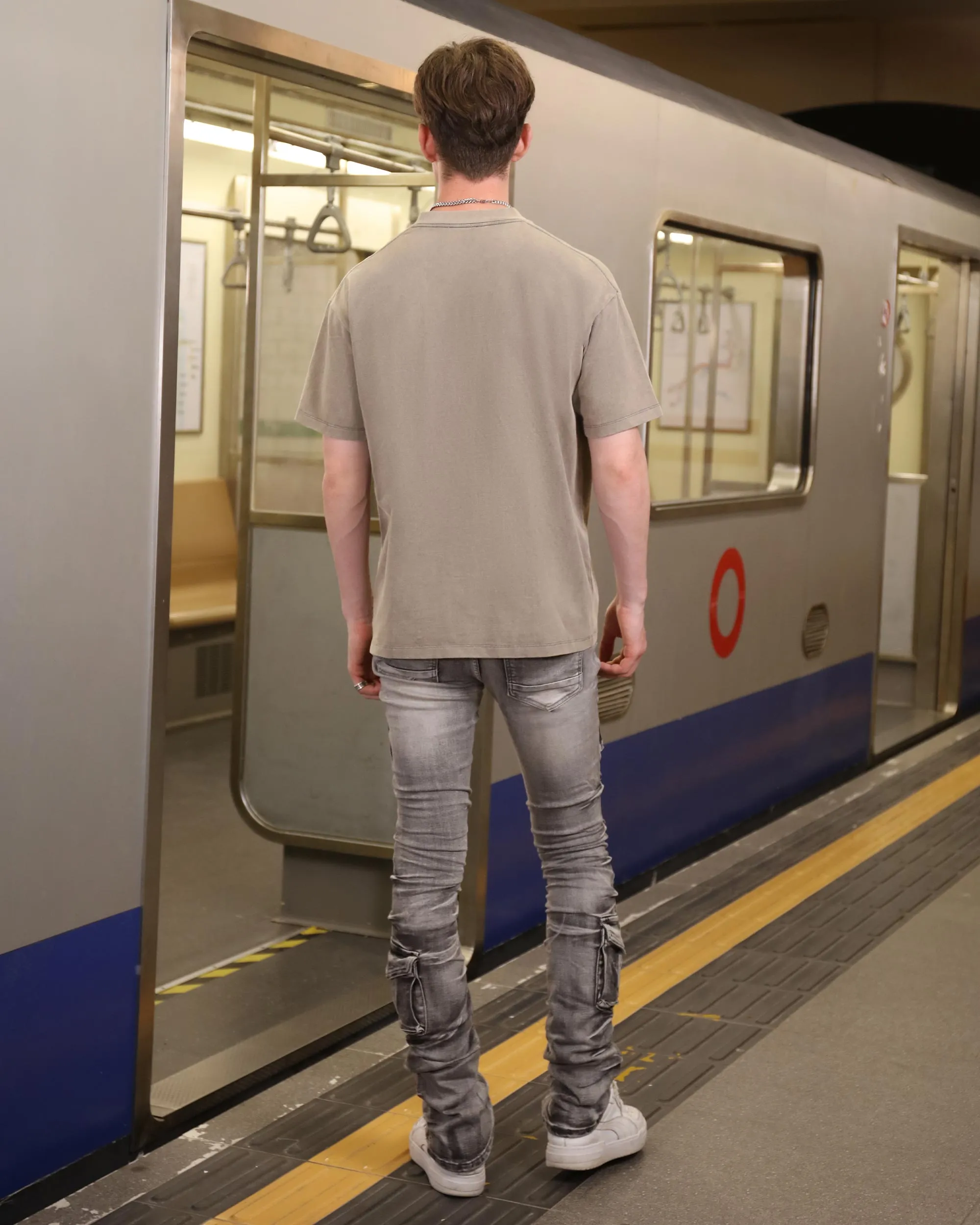 Distressed Gothic Cargo Grey Jeans with Multiple Pockets