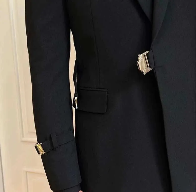 Elegant slim fit suit jacket