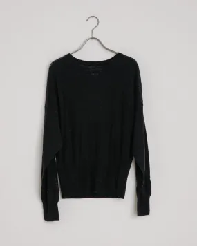 Flint Pullover in Black