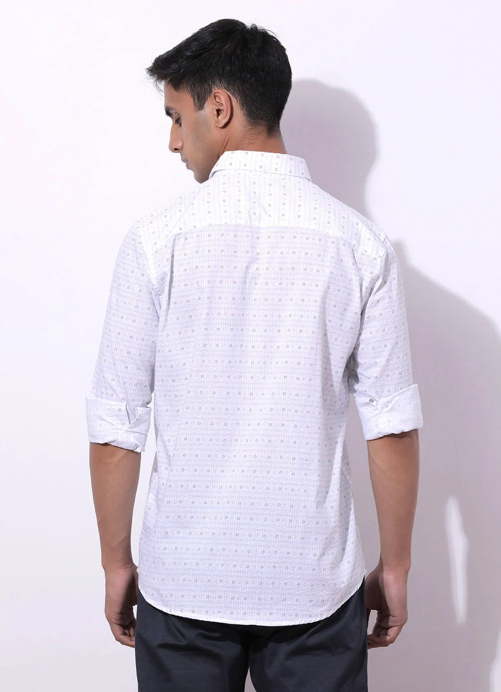 Frost White Dotted