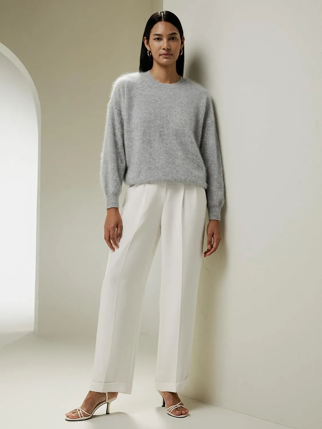 LilySilk 100% Cashmere Sweater for Women Casual Round Neck Loose Fit Drop Shoulder Relaxed Fit Pullover for Winter