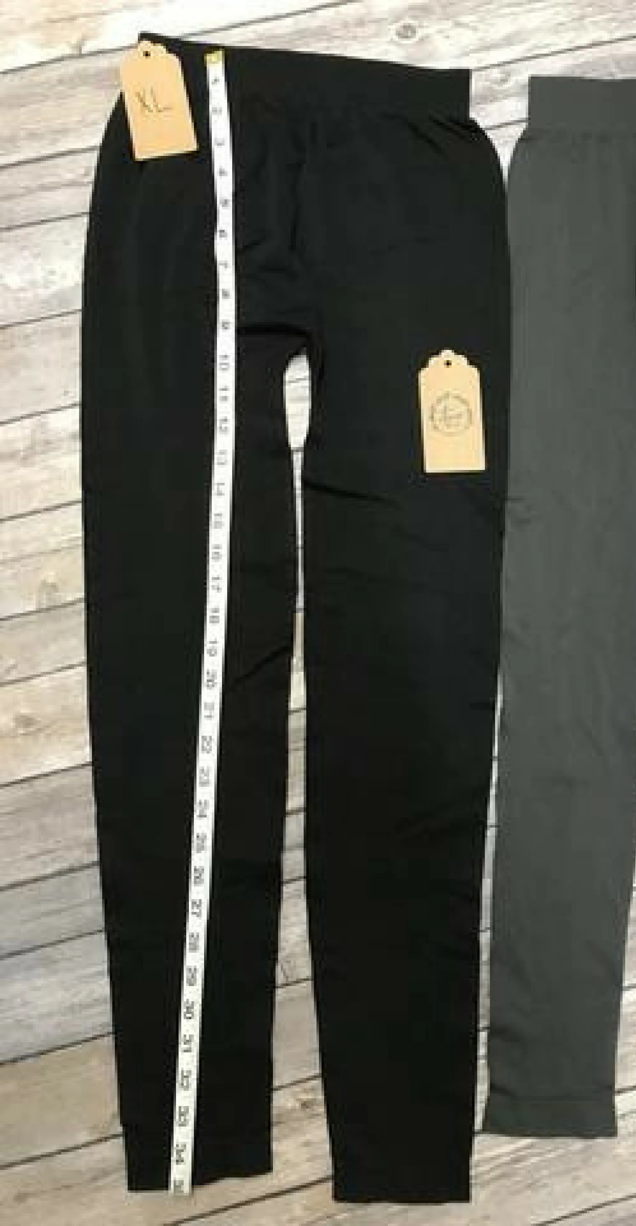 Nikibiki Ankle Length Leggings
