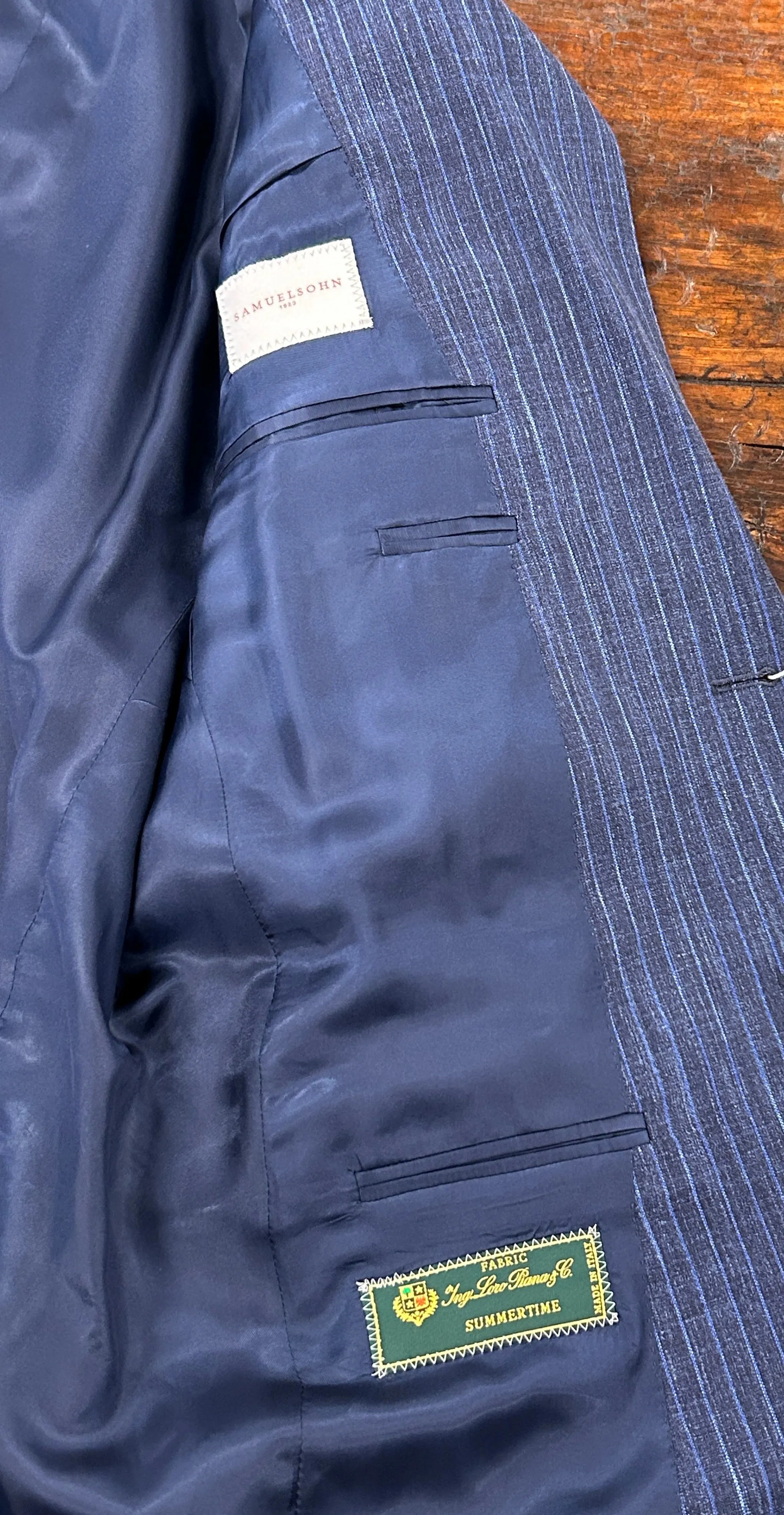TROPICAL STRIPE SUIT
